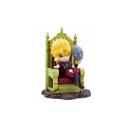 Figurine de personagem com cabelo amarelo numa cadeira verde segurando máscara cinzenta