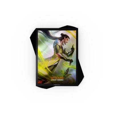 Porta de jogo de cartas colecionáveis com ilustração de personagem na capa.