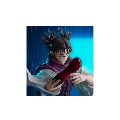 Figura de personagem de anime com cabelo castanho espetado e cachecol roxo