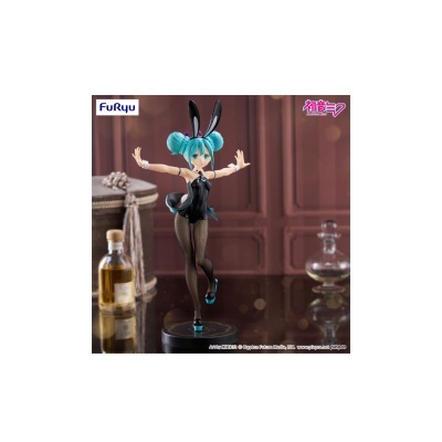 Figura colecionável de personagem com orelhas de coelho e cabelo azul