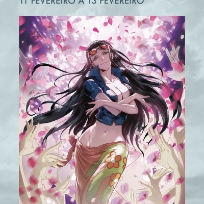 Ilustração de mulher com jaqueta azul e saia floral rodeada por pétalas cor-de-rosa.