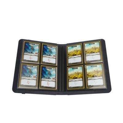 Álbum aberto com oito cards de coleção, quatro de surf e quatro de montanha.