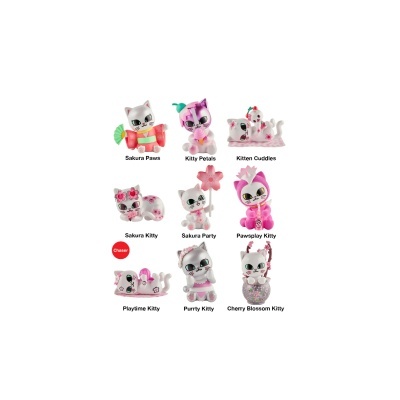 Nove figuras coloridas de gatos de brinquedo com nomes em fundo branco