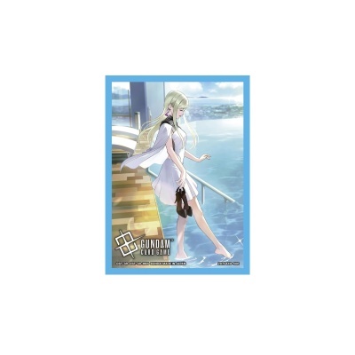 Personagem feminina loira em vestido branco junto a piscina com vista para o mar e logotipo GUNDAM CARD GAME