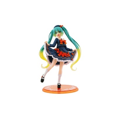 Figura colecionável de personagem anime com vestido azul e cabelo azul esverdeado em base laranja