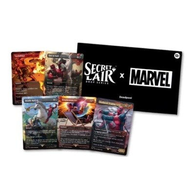 Cartas de jogo coloridas e caixa preta com texto Secret Lair x Marvel Deadpool.