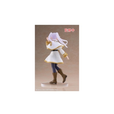Figura colecionável de personagem feminina com casaco branco e botas castanhas