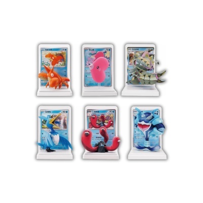 Seis figuras de Pokémon com cartas atrás em bases brancas