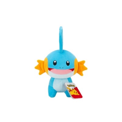 Pelúcia de personagem azul e amarelo de Pokémon com etiqueta de Pikachu