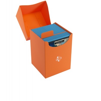 Caixa laranja para baralho de cartas com uma carta visível e tampa aberta