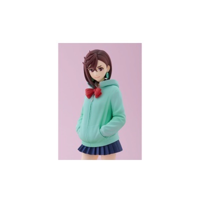 Figura anime feminina com casaco verde água e saia azul escura