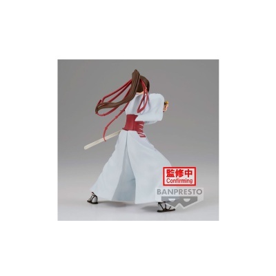 Figura colecionável de personagem com espada e roupa branca e vermelha