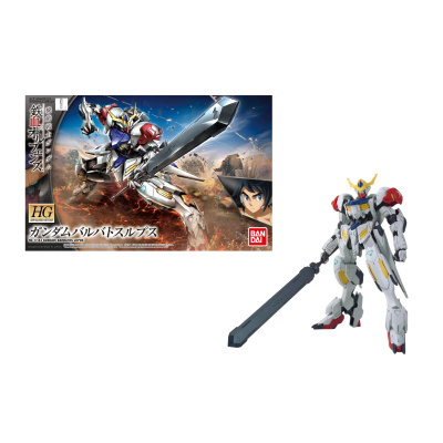 Figura robótica Gundam branco azul vermelho amarelo com espada e caixa com arte anime japonesa