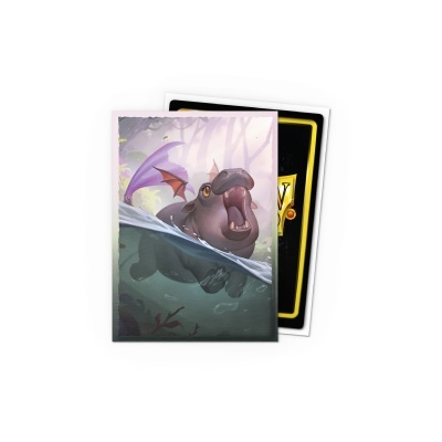Cartas com ilustração de criatura fantástica, uma com hipopótamo e asas roxas e outra preta e amarela parcialmente visível.