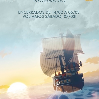 Navio à vela de madeira em alto mar no pôr do sol com texto informativo em português.