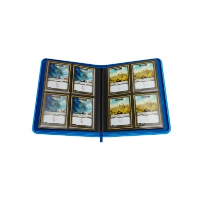 Álbum aberto com cartas de jogo colecionáveis em sleeves transparentes
