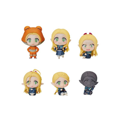 Seis figuras colecionáveis chibi com cabelos loiros e olhos verdes em diferentes trajes e expressões, sobre fundo branco.