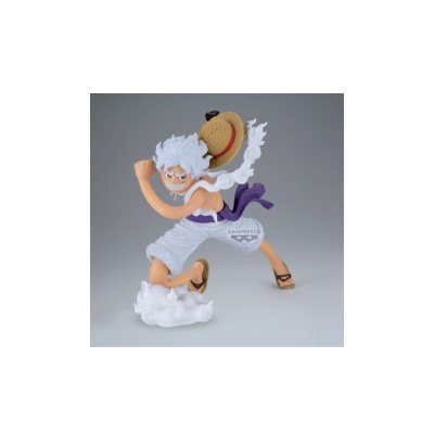 Figura de personagem de anime com cabelo branco e chapéu de palha em pose de ataque