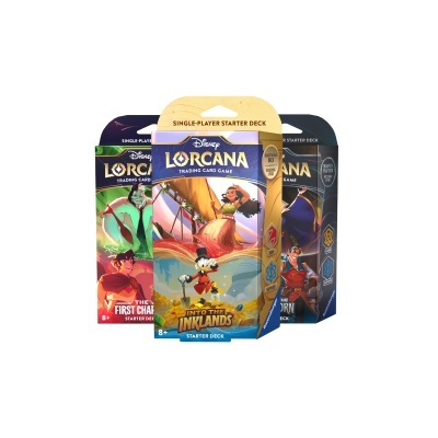 Três baralhos de cartas Disney Lorcana com personagens na embalagem