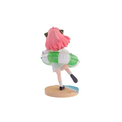 Figura colecionável de personagem com cabelo cor-de-rosa e cinto salva-vidas verde e branco