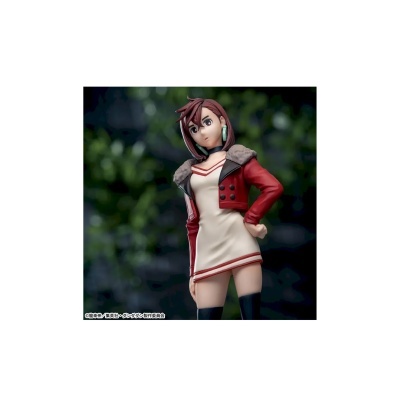 Figura anime mulher de casaco vermelho e vestido branco com riscas vermelhas