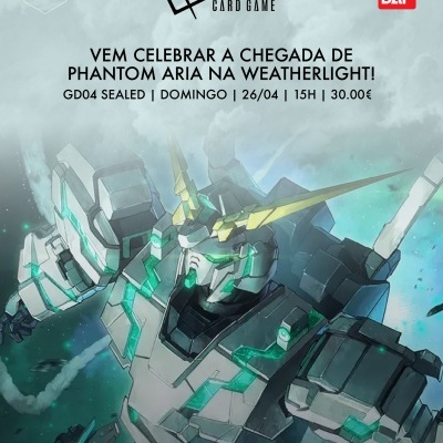 Promoção do jogo de cartas Gundam com figura robótica gigante cinzenta e texto em português