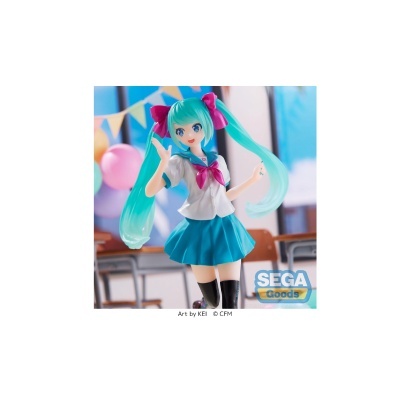 Figura colecionável de personagem anime com saia azul e laço rosa