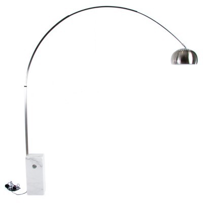 Candeeiro de pé arqueado com base de mármore e cúpula metálica