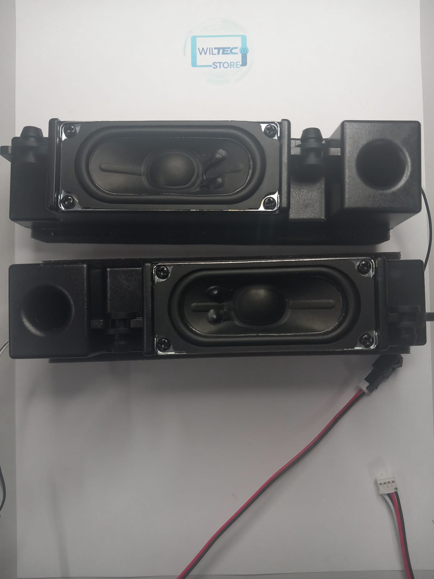 Speakers TV Philips 65PUS8079/12 / LYS 378G0110390GAB Par de alto-falantes pretos retangulares com cabos e conectores