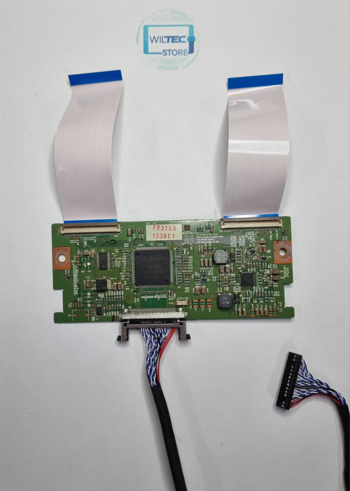 T-Con TV Silver IPYM-LE43/410983 / LC420/LC470WUN-SBA1 Placa eletrónica verde com cabos planos brancos e cabos trançados em fundo branco