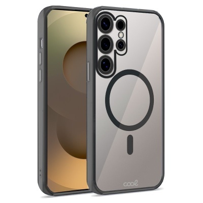 Smartphone com capa protetora transparente e câmera quad