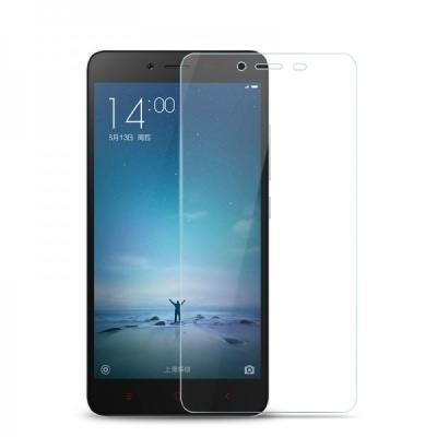 Smartphone preto com película protetora transparente