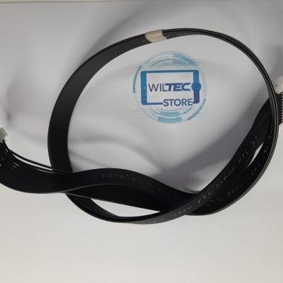 Cabo plano preto com conectores brancos e selo WILTEC STORE