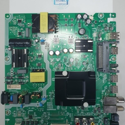 Placa eletrónica verde com componentes e conectores variados sobre fundo branco com etiqueta WILTEC STORE