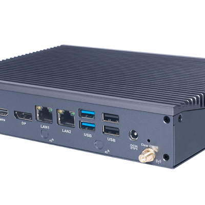Computador compacto metálico com várias portas e antenas para 4G