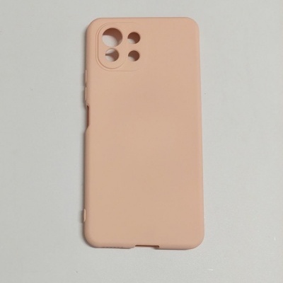 Capa de telemóvel rosa claro em silicone com recortes para câmaras