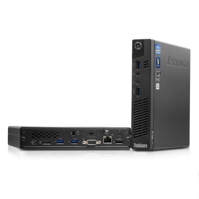 Computadores Lenovo ThinkCentre compactos pretos com várias portas e etiquetas Intel e Windows