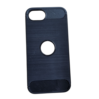 Capa preta para smartphone com recorte circular no centro