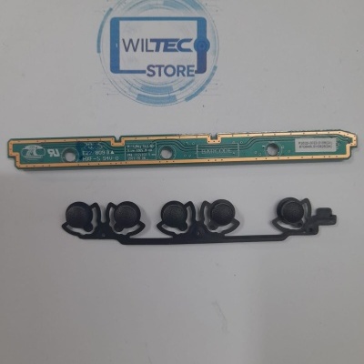 placa eletrónica e faixa de botões em plástico preto com logótipo WILTEC STORE
