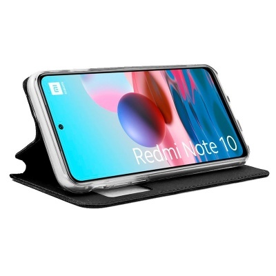 Smartphone Redmi Note 10 em capa preta com ecrã ligado