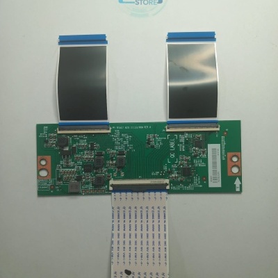 Placa eletrónica verde com três cabos flexíveis de fita branca e azul ligada, texto impresso e logotipo WILTEC STORE no fundo branco