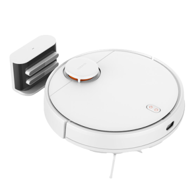 aspirador robô branco com estação de carregamento