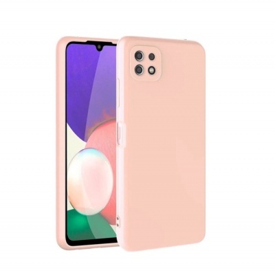 Smartphone com capa rosa e várias câmaras traseiras