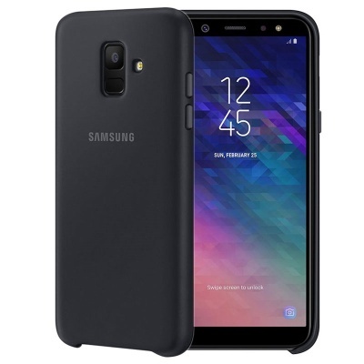 Smartphone Samsung preto com capa contra um fundo branco