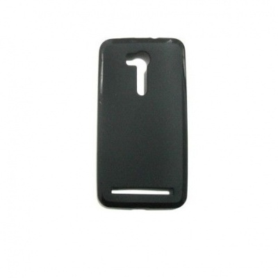 Capa de telemóvel preta com recortes para câmara e altifalante