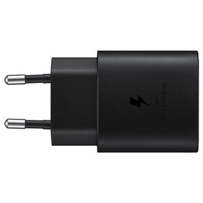 Carregador de parede preto com plugue europeu e texto 'Super Fast Charging'