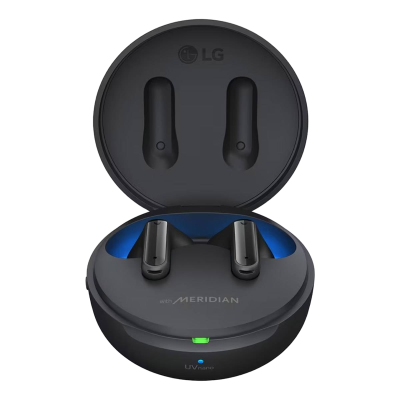 Earphones earbuds LG pretos no estojo de carregamento redondo preto com interior azul