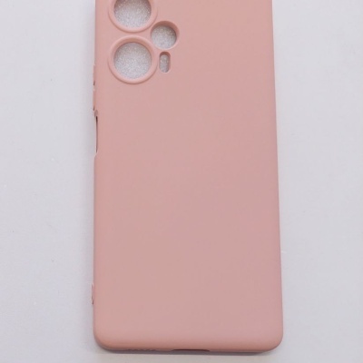 Capa de telemóvel cor-de-rosa com recortes para lentes