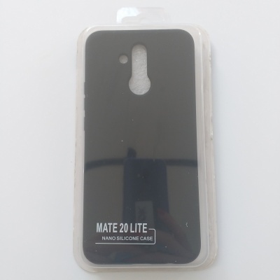 Capa silicone preta para Mate 20 Lite em embalagem transparente