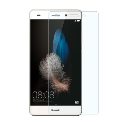 Smartphone Huawei branco com película protetora transparente na frente